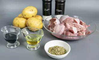 ингредиенты: филе бедра индейки запеченное с картошкой