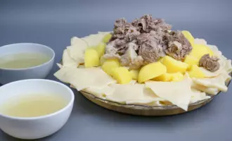 бешбармак из говядины с картошкой