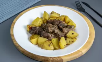 филе бедра индейки с картошкой в духовке