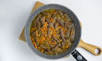 Рецепт: Гуляш классический с говядиной
