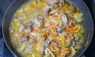 куриные желудочки в сметане